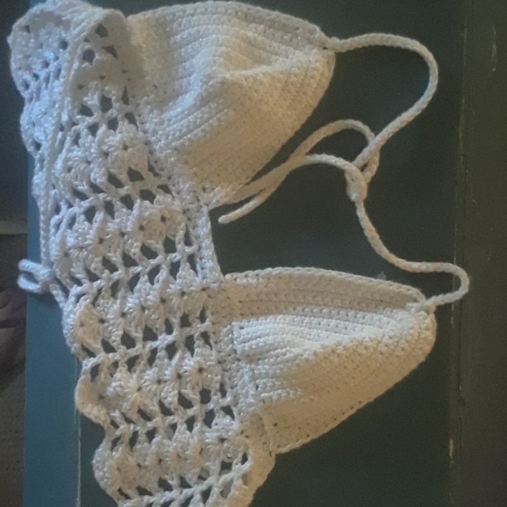 Crocheted bikini top